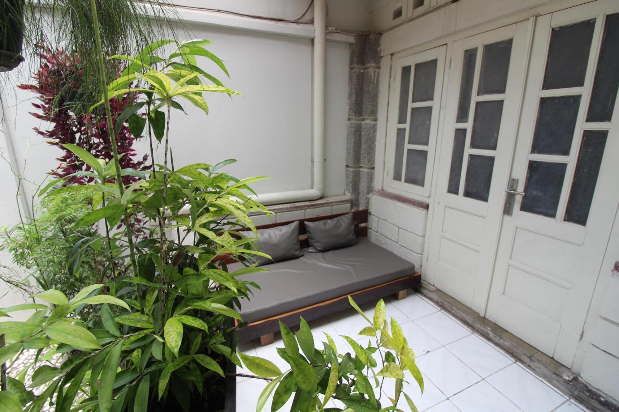 Ferienwohnung The Patio Yogya Yogyakarta Exterior foto